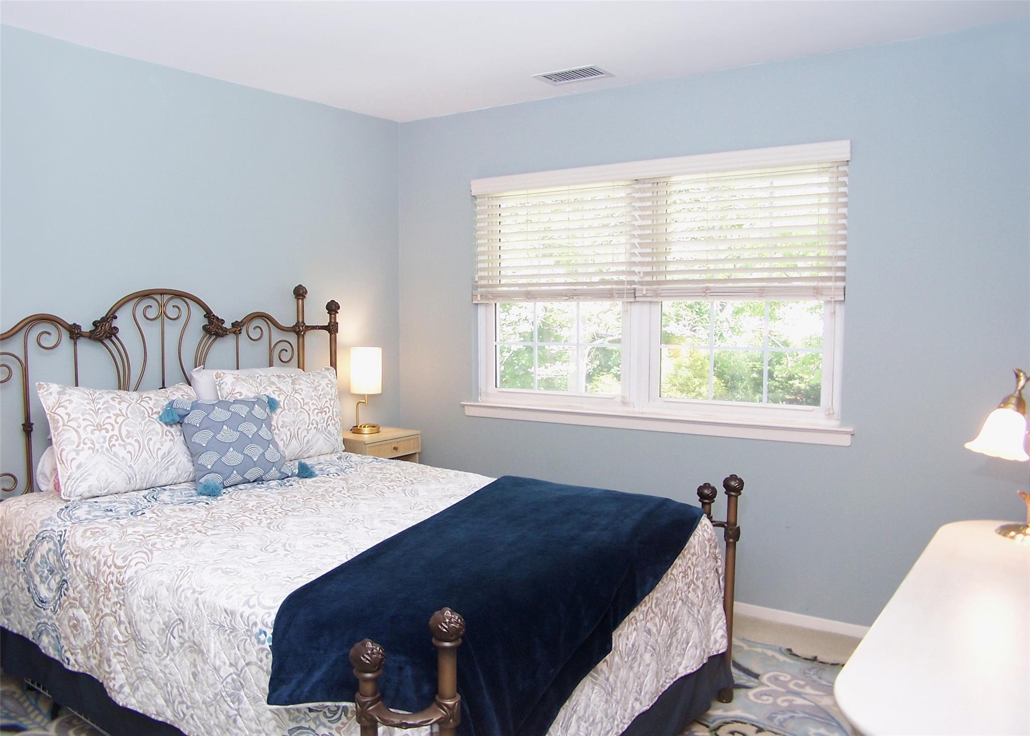 306 Sara Circle, Port Jefferson Station, New York image 22