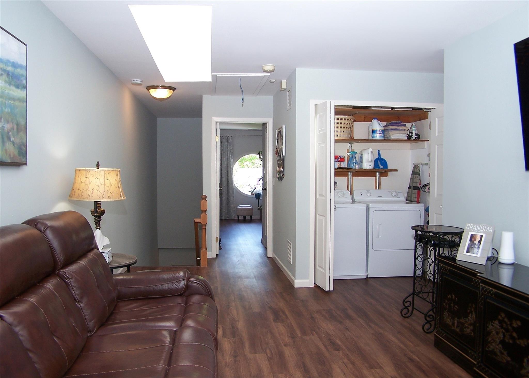 306 Sara Circle, Port Jefferson Station, New York image 25