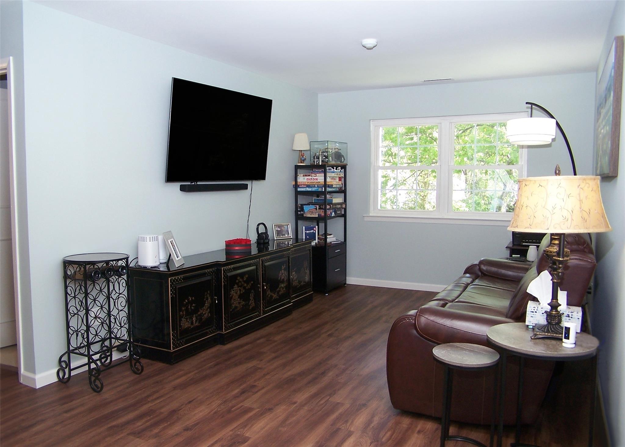 306 Sara Circle, Port Jefferson Station, New York image 24
