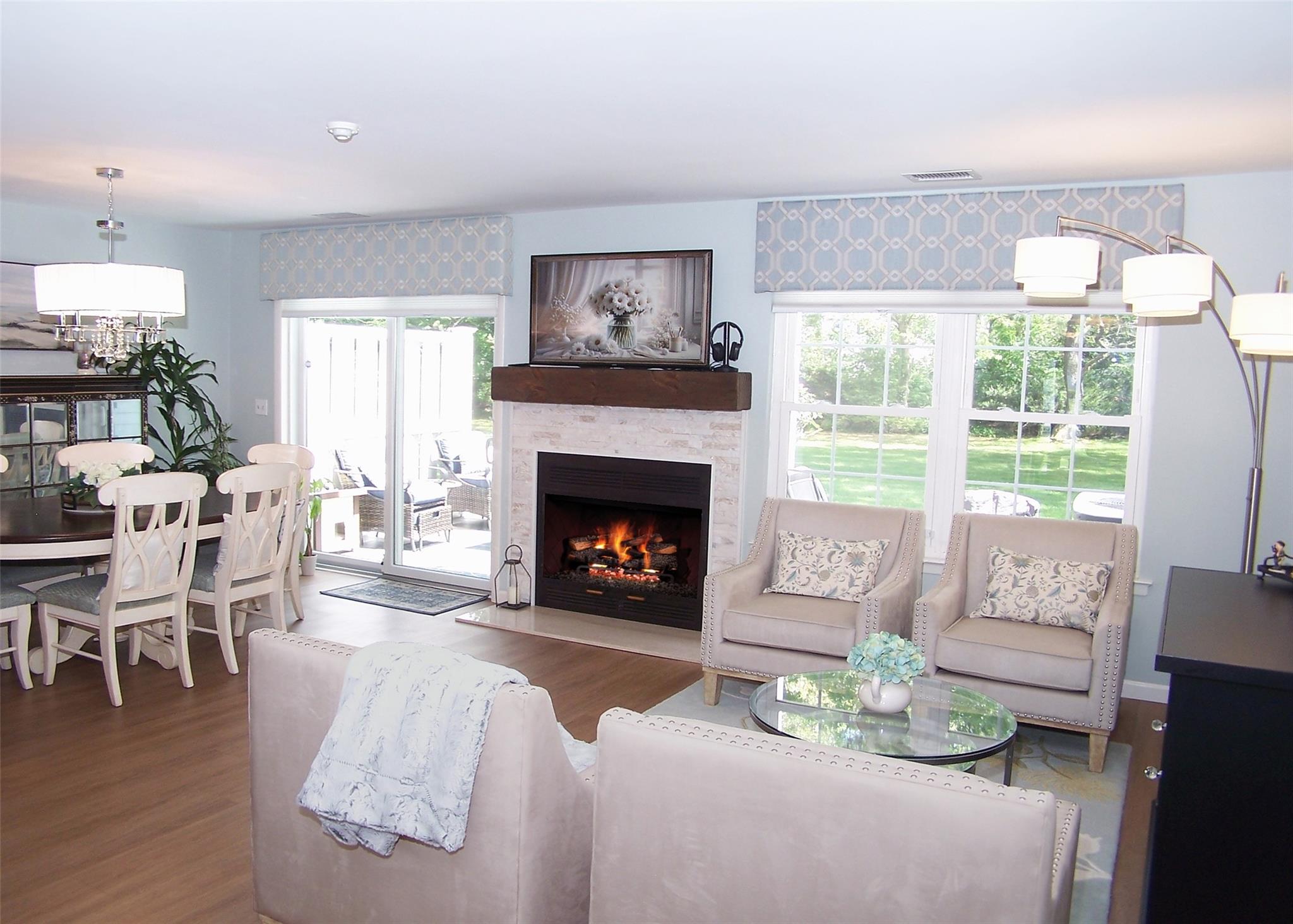 306 Sara Circle, Port Jefferson Station, New York image 12