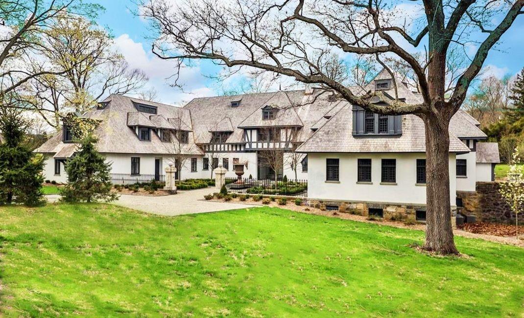 76 Summit Road, Tuxedo Park, New York image 2