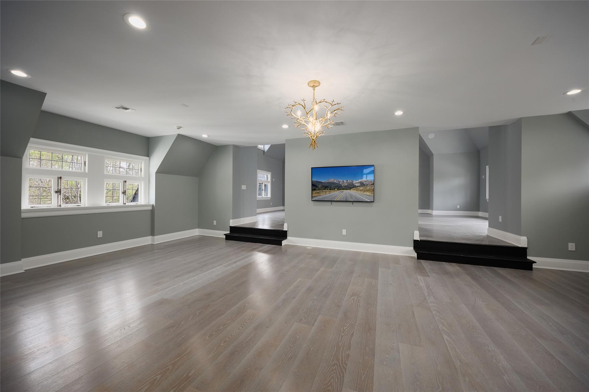 76 Summit Road, Tuxedo Park, New York image 15