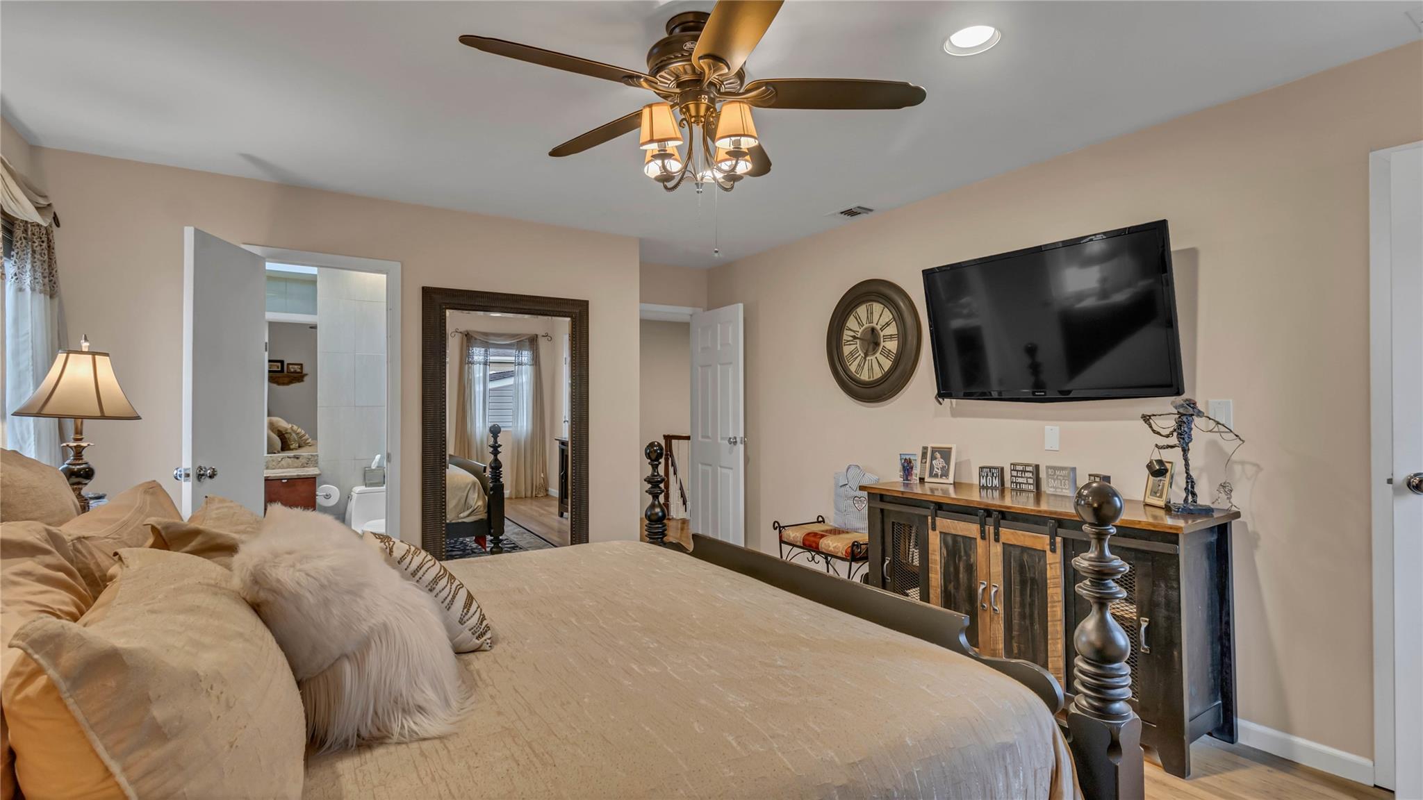 2744 Ellen Road, Bellmore, New York image 26