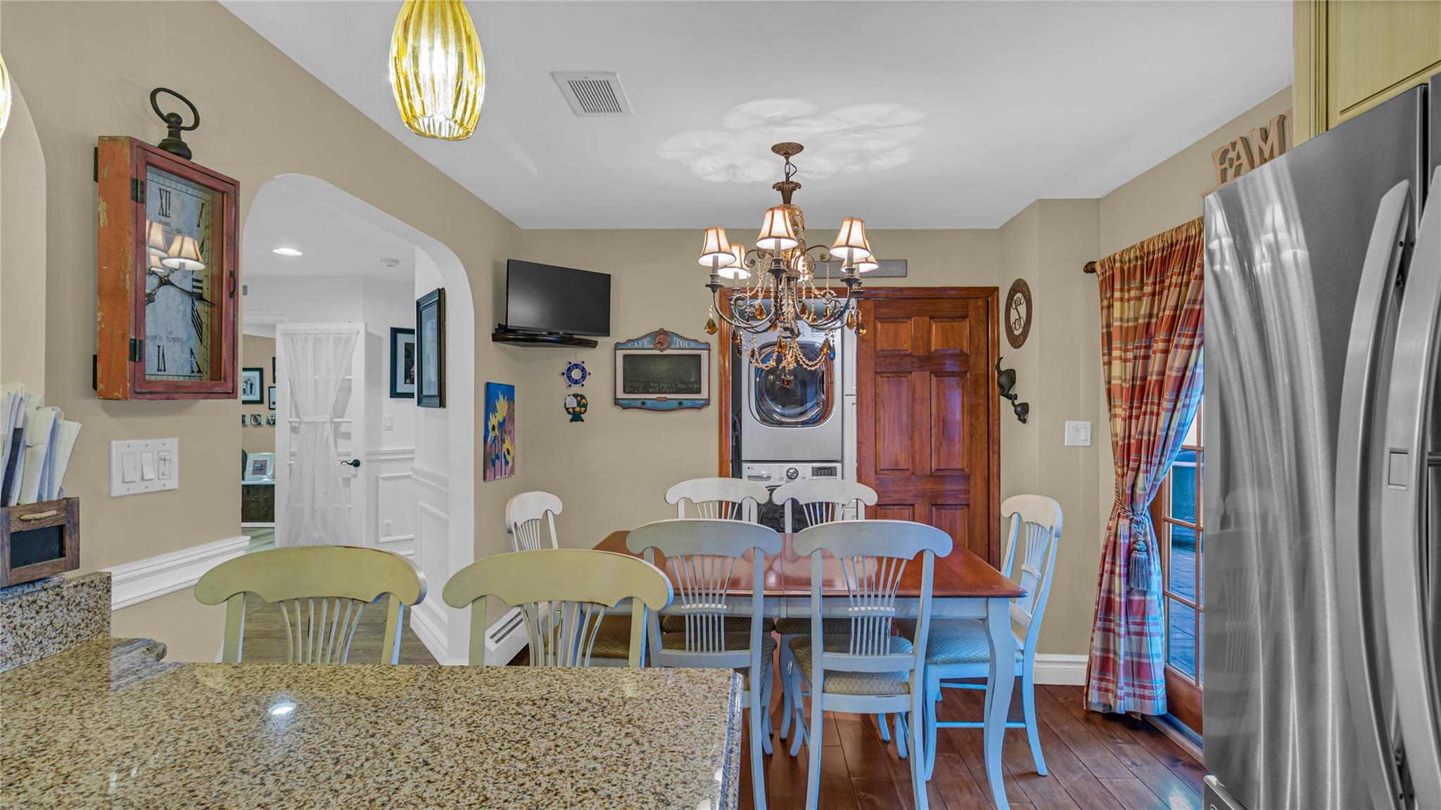 2744 Ellen Road, Bellmore, New York image 12