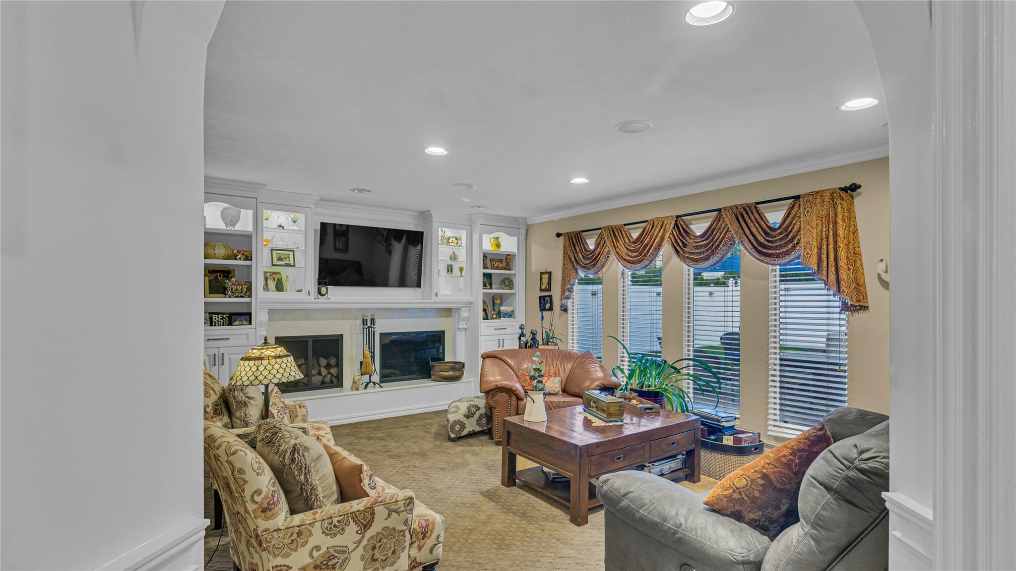 2744 Ellen Road, Bellmore, New York image 16