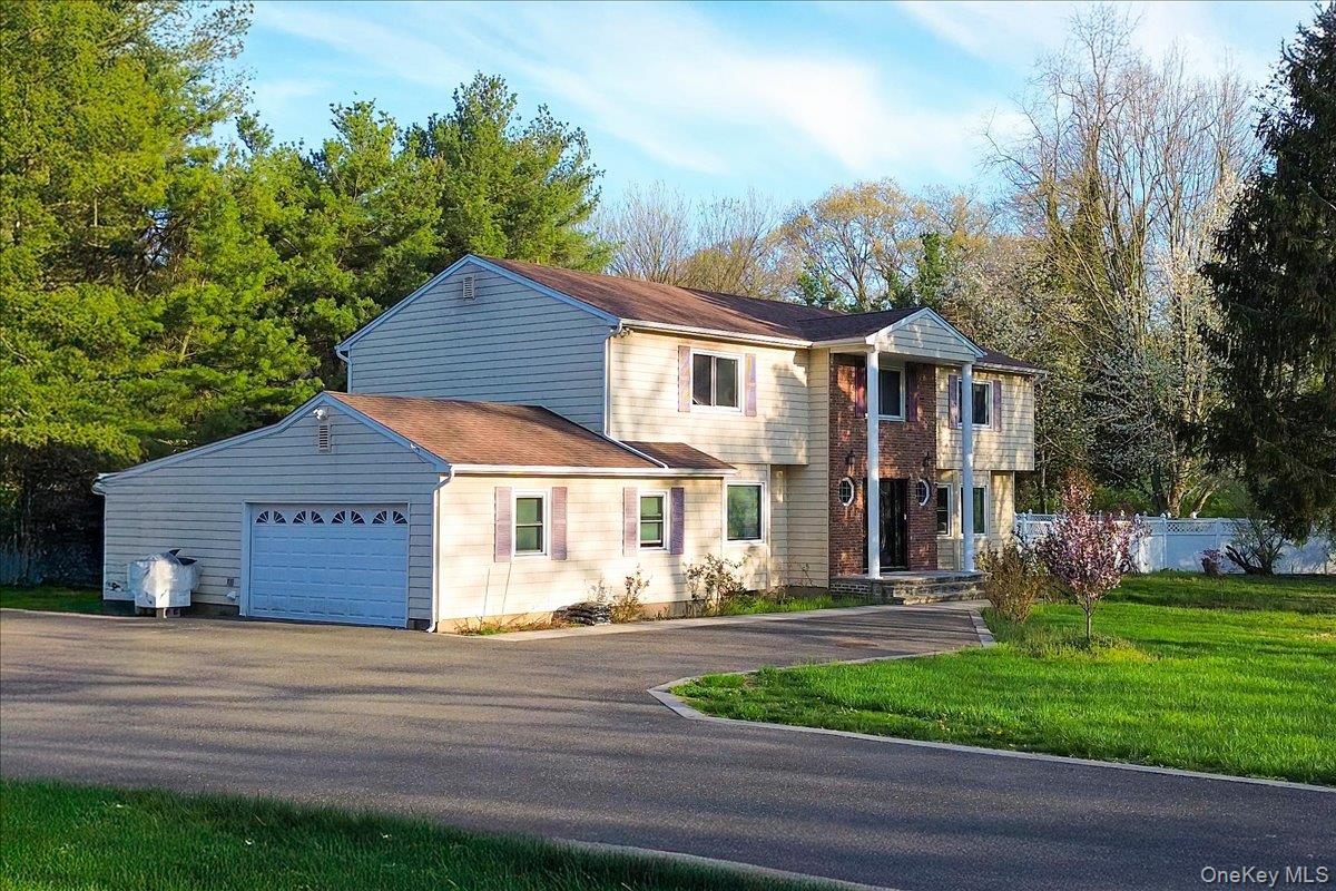 2 Vanderbilt Parkway