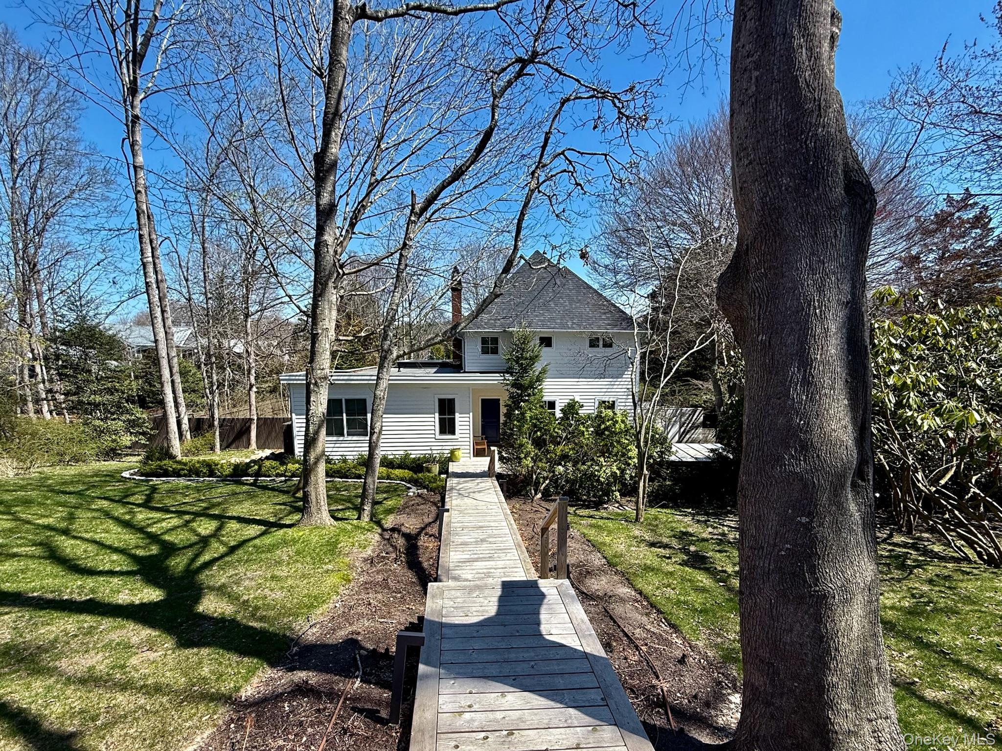323 Division Street