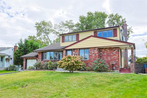 15 Alexander Drive Syosset NY 11791