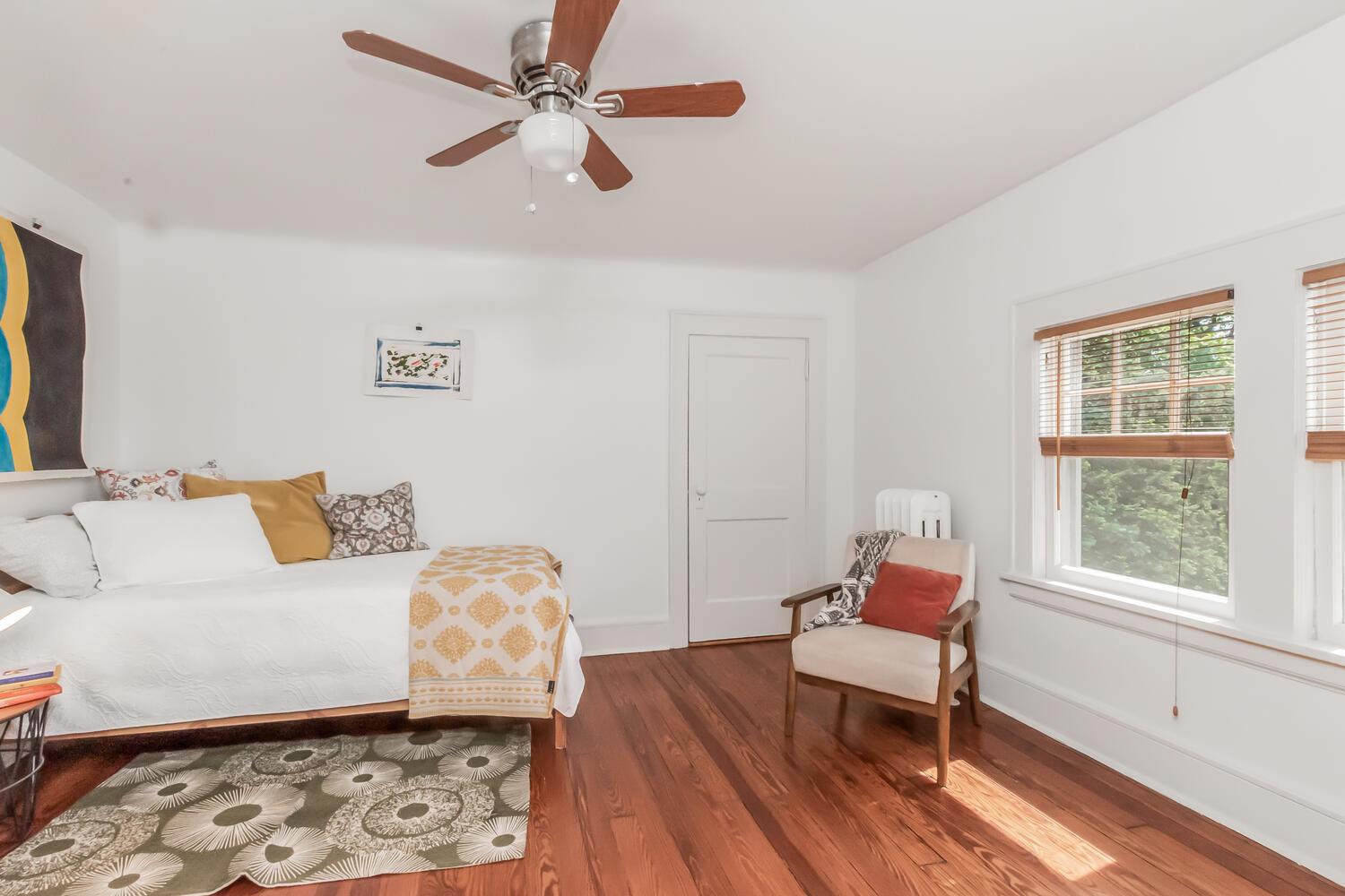 15 Pershing Avenue, New Rochelle, New York image 23