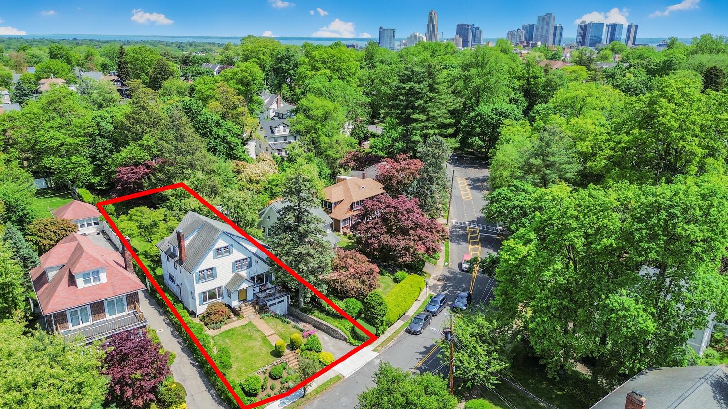 15 Pershing Avenue, New Rochelle, New York image 3
