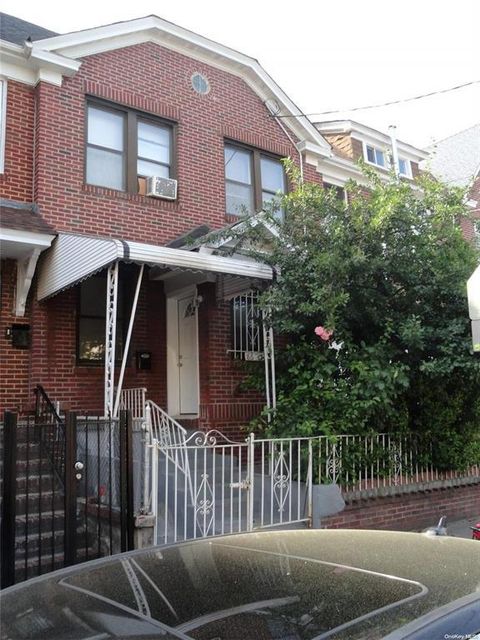 86-15 BRITTON Ave Elmhurst NY 11373