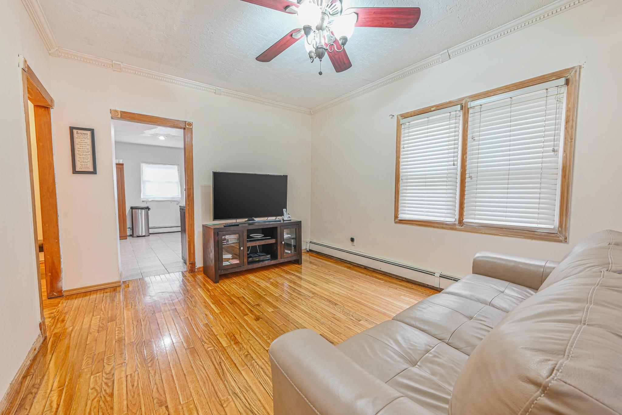 267 Roquette Avenue, Floral Park, New York image 18