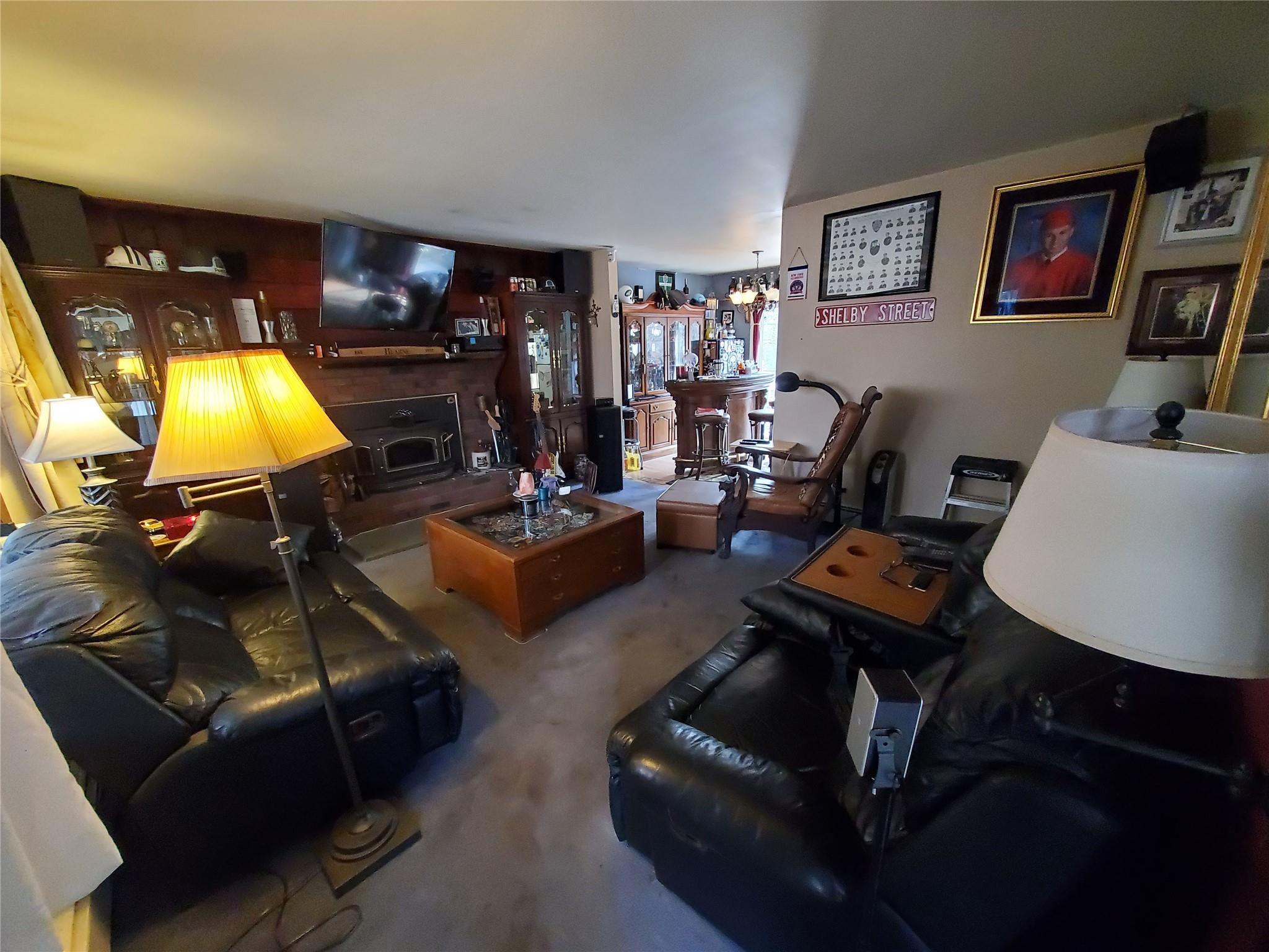 316 Long Island Avenue, Holtsville, Florida image 3
