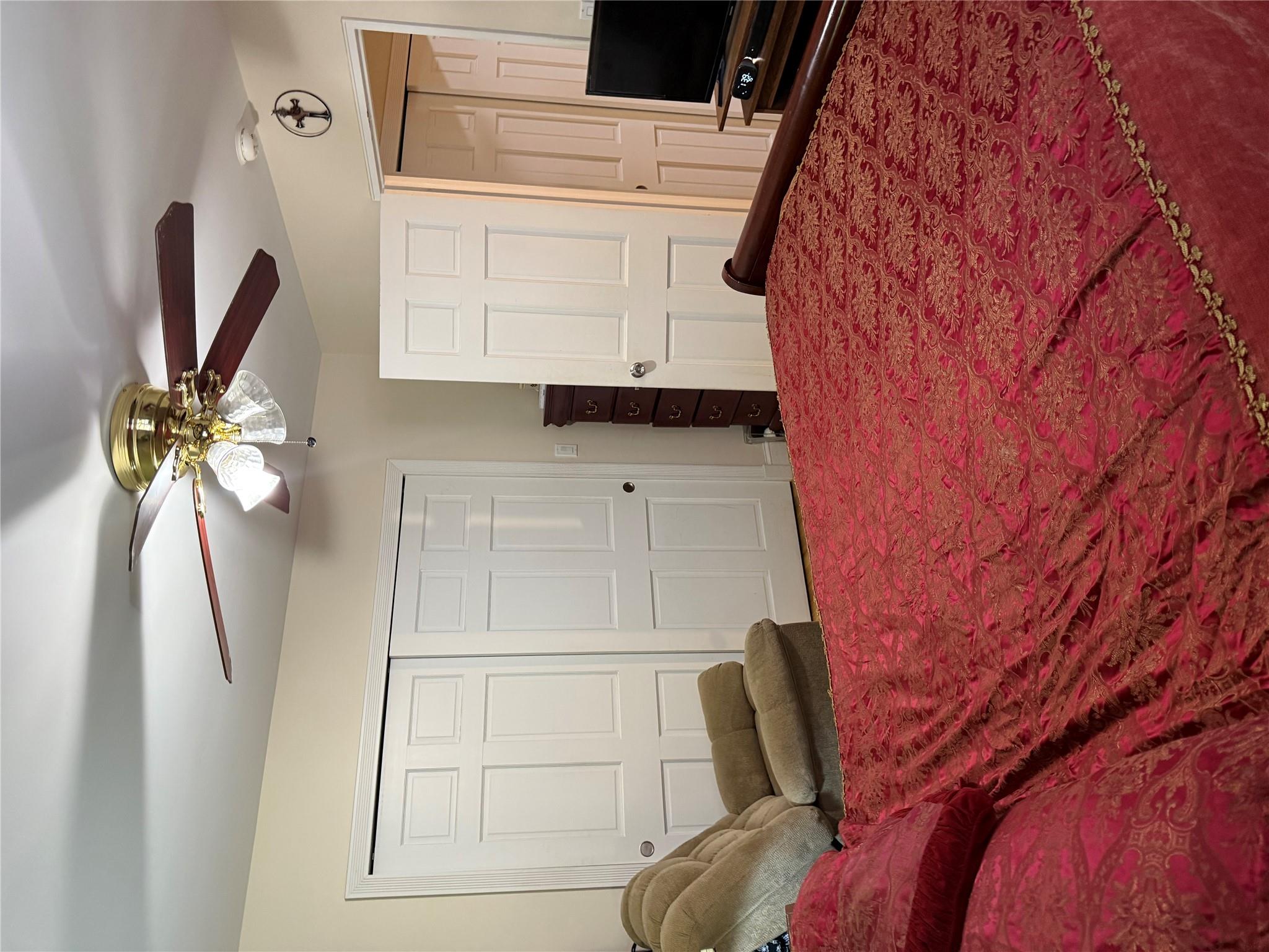505 E Lincoln Avenue E302