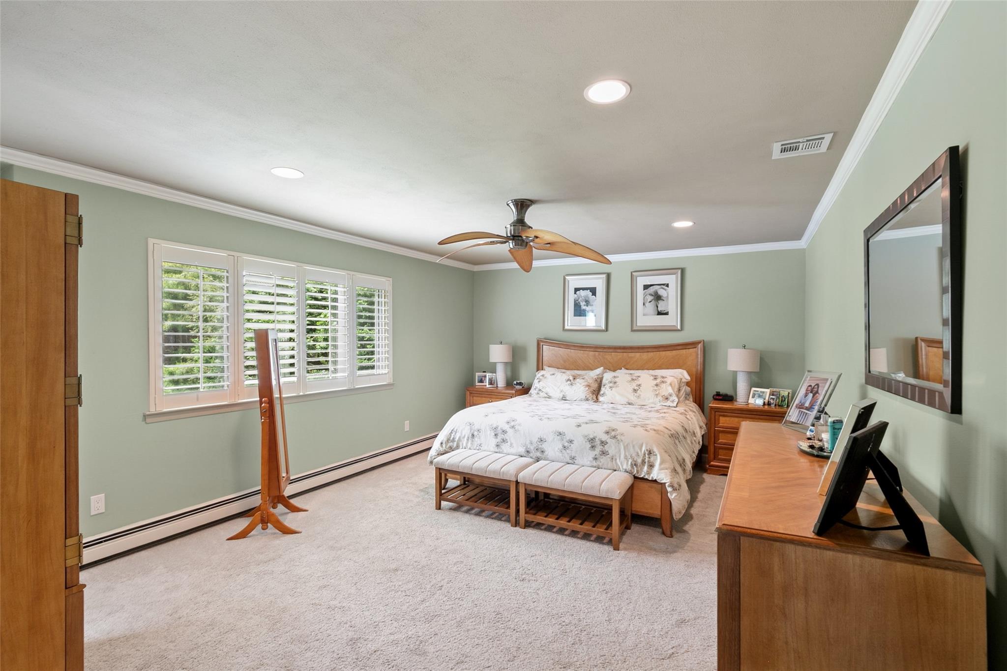 65 Timber Ridge Drive, Commack, New York image 14