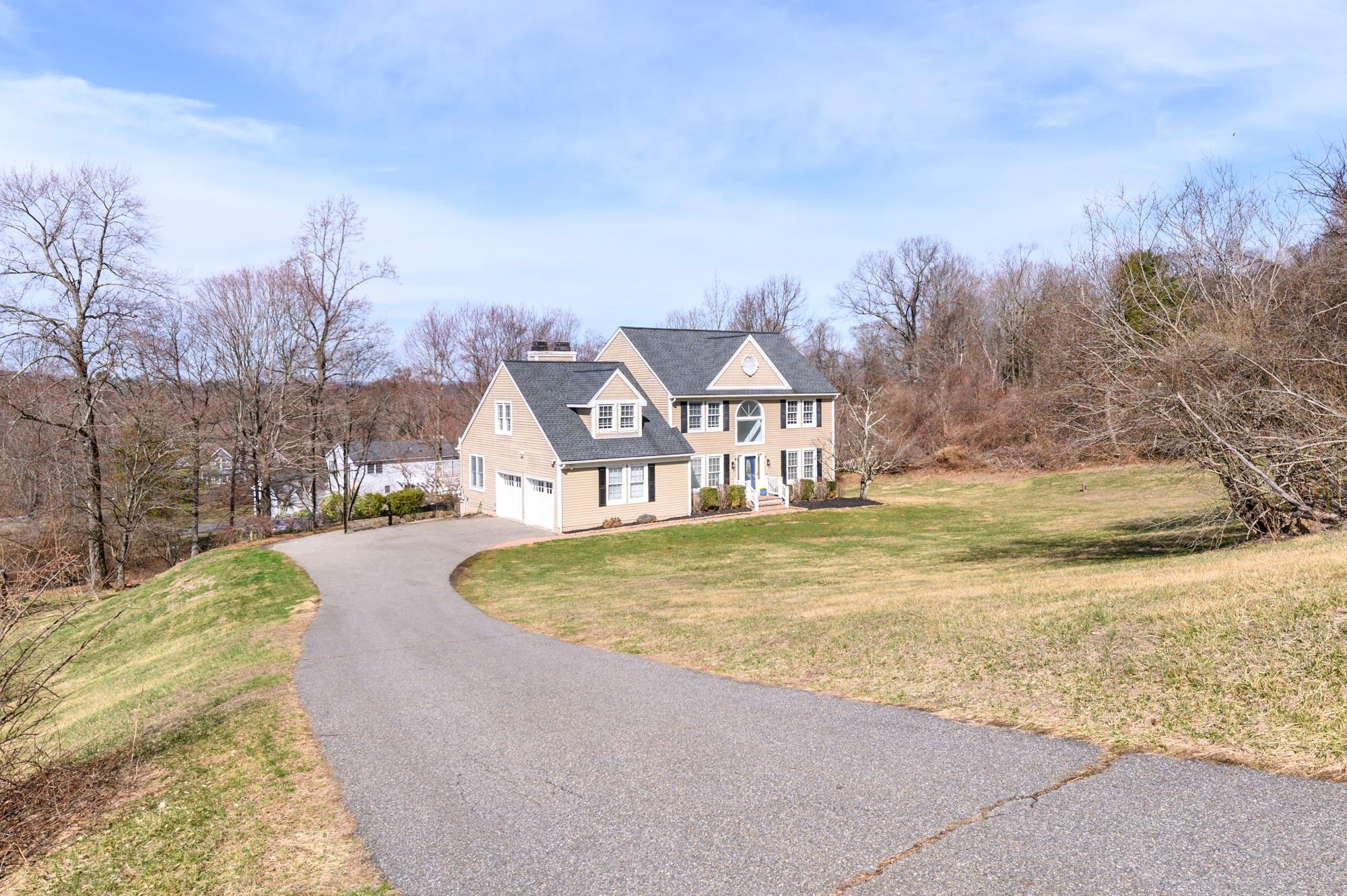 105 Coventry Lane, Brewster, New York image 3