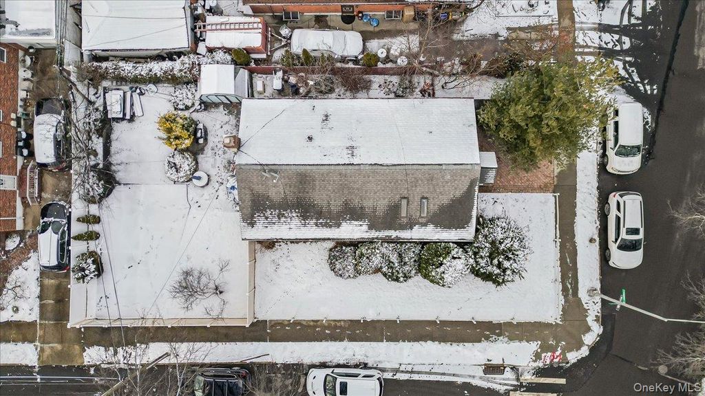 Photo of 12866 238th Street, Rosedale, NY 11422 (MLS # 957339)