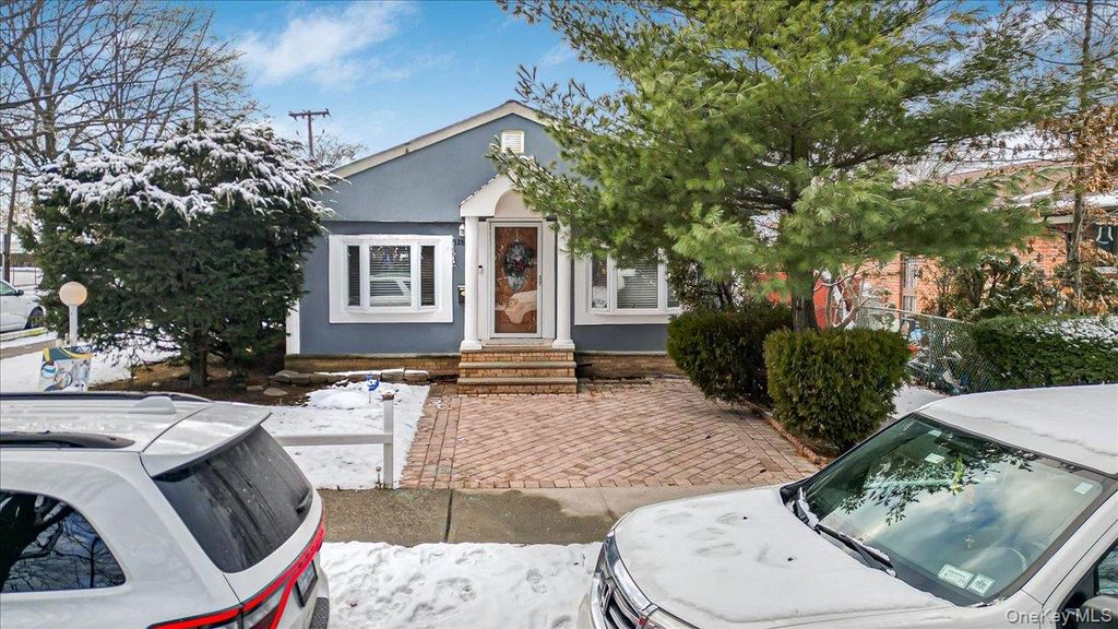 Photo of 12866 238th Street, Rosedale, NY 11422 (MLS # 957339)