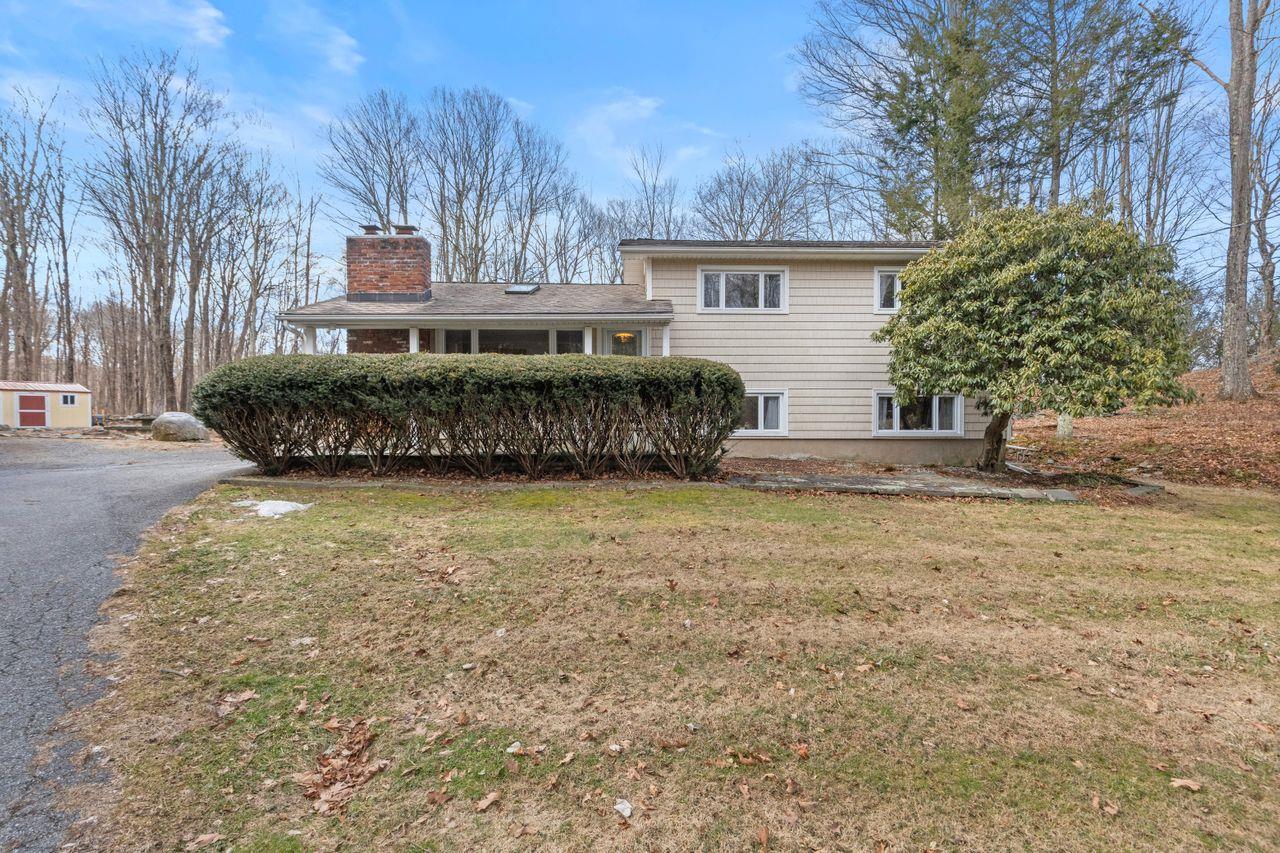 328 Milltown Road, Brewster, New York image 1