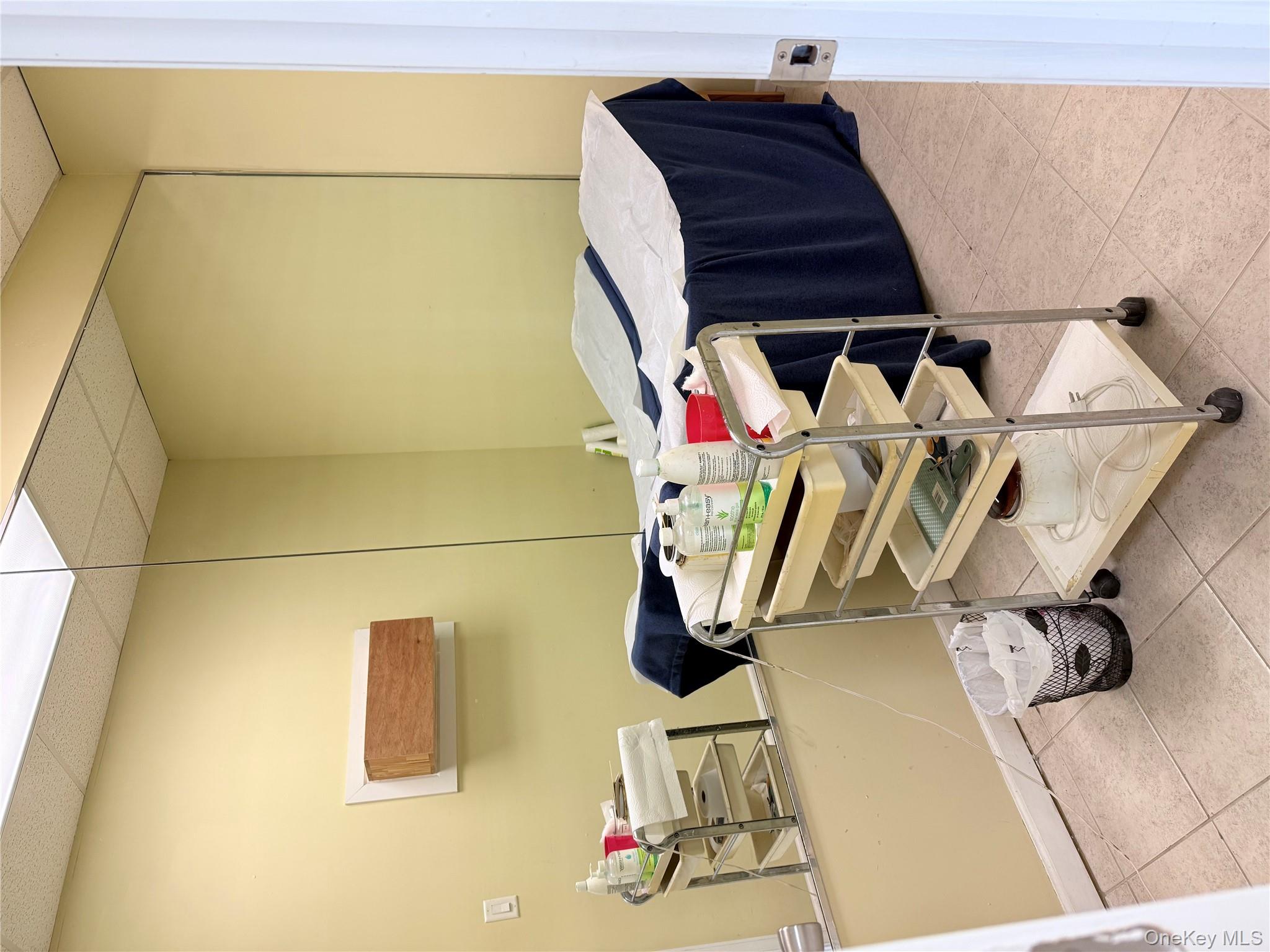 426 Great East Neck Road