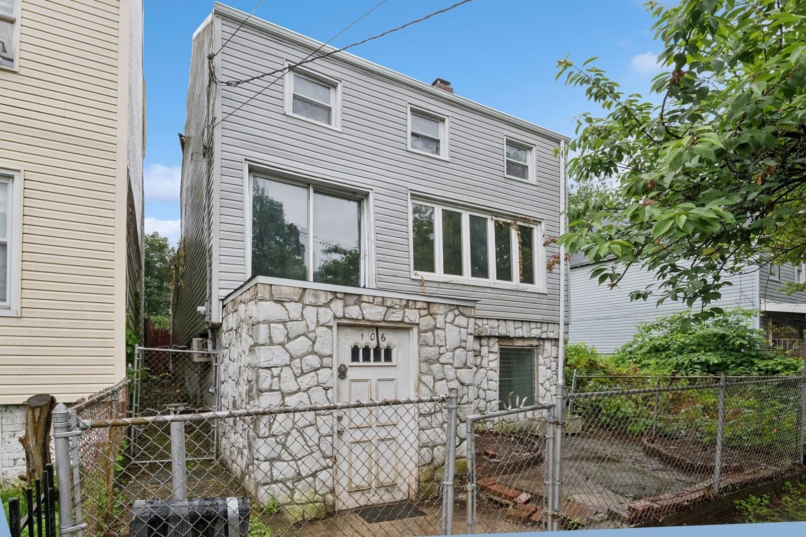 106 Montgomery Avenue