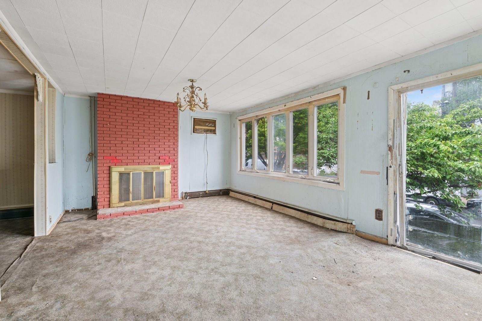 106 Montgomery Avenue