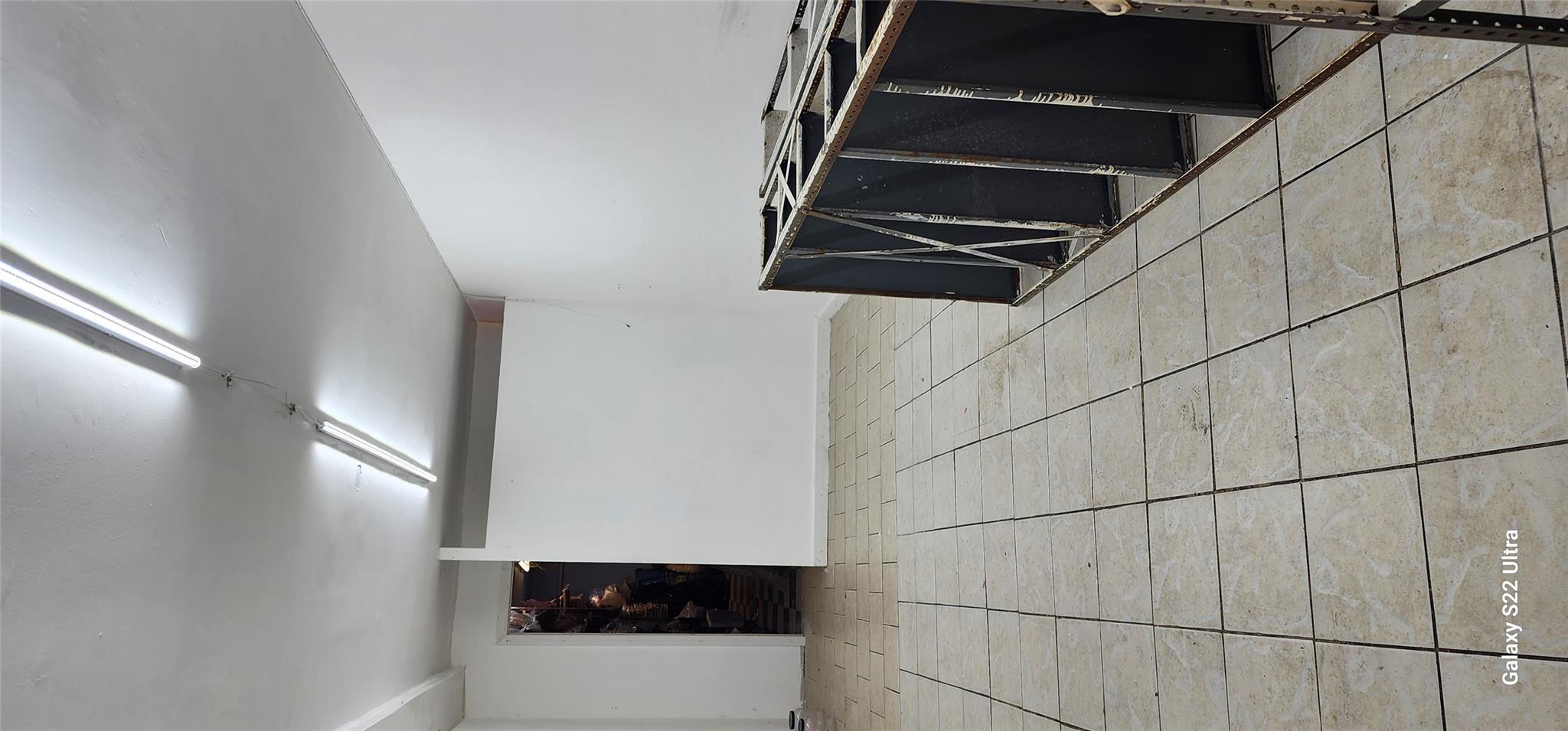 8816 Roosevelt Avenue