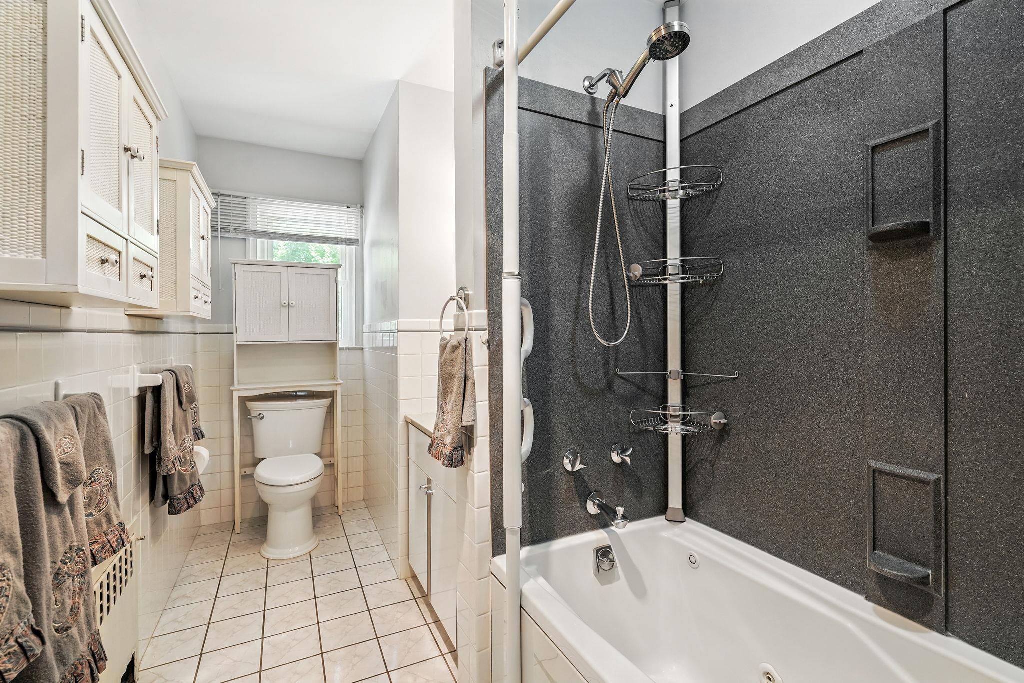 20 Manor Avenue, White Plains, New York image 22