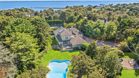 141 Middle Pond Road Southampton NY 11968