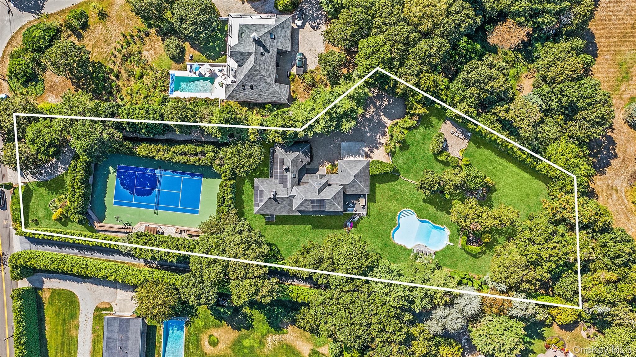 141 Middle Pond Road