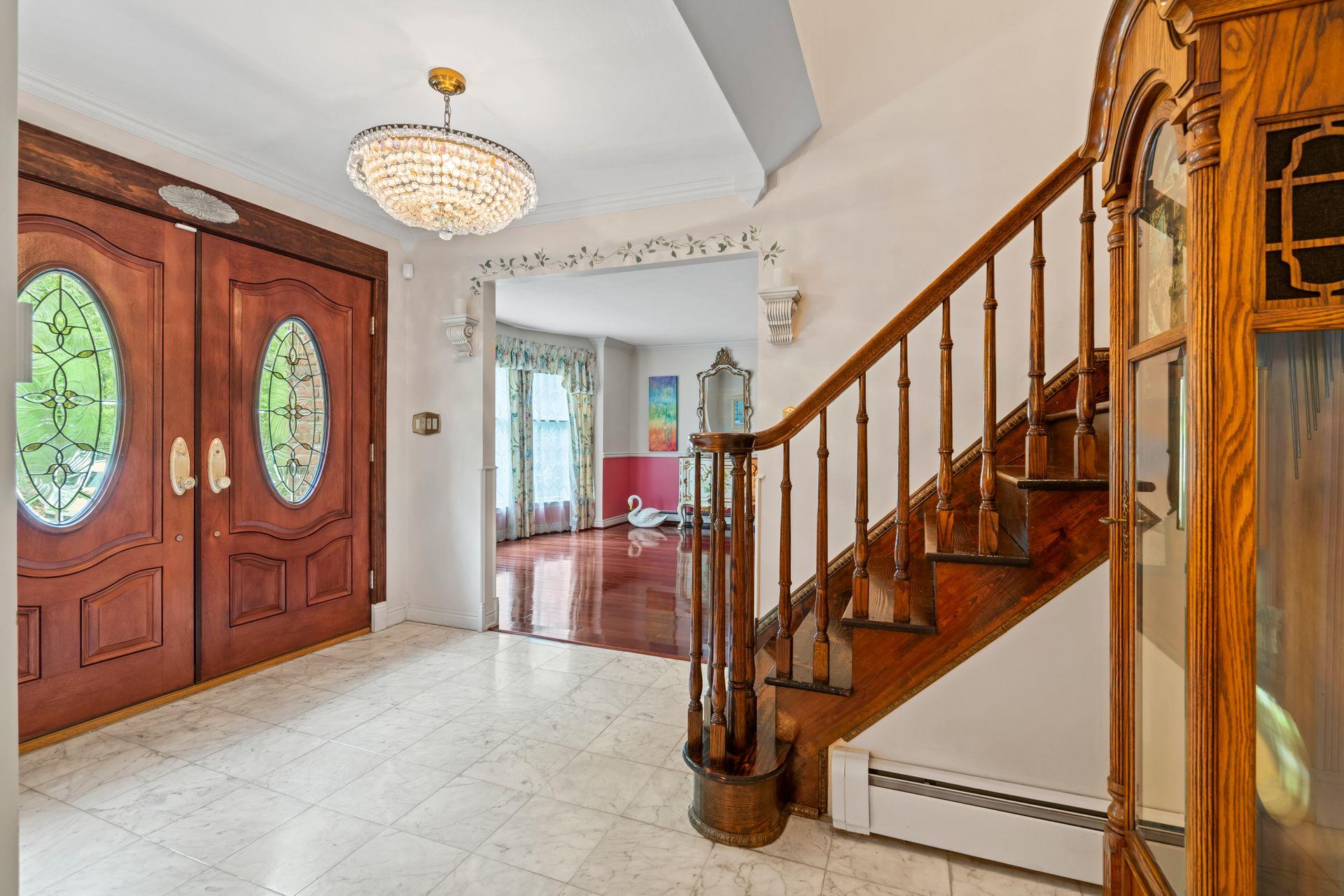 14 Battle Row, Old Bethpage, New York image 4