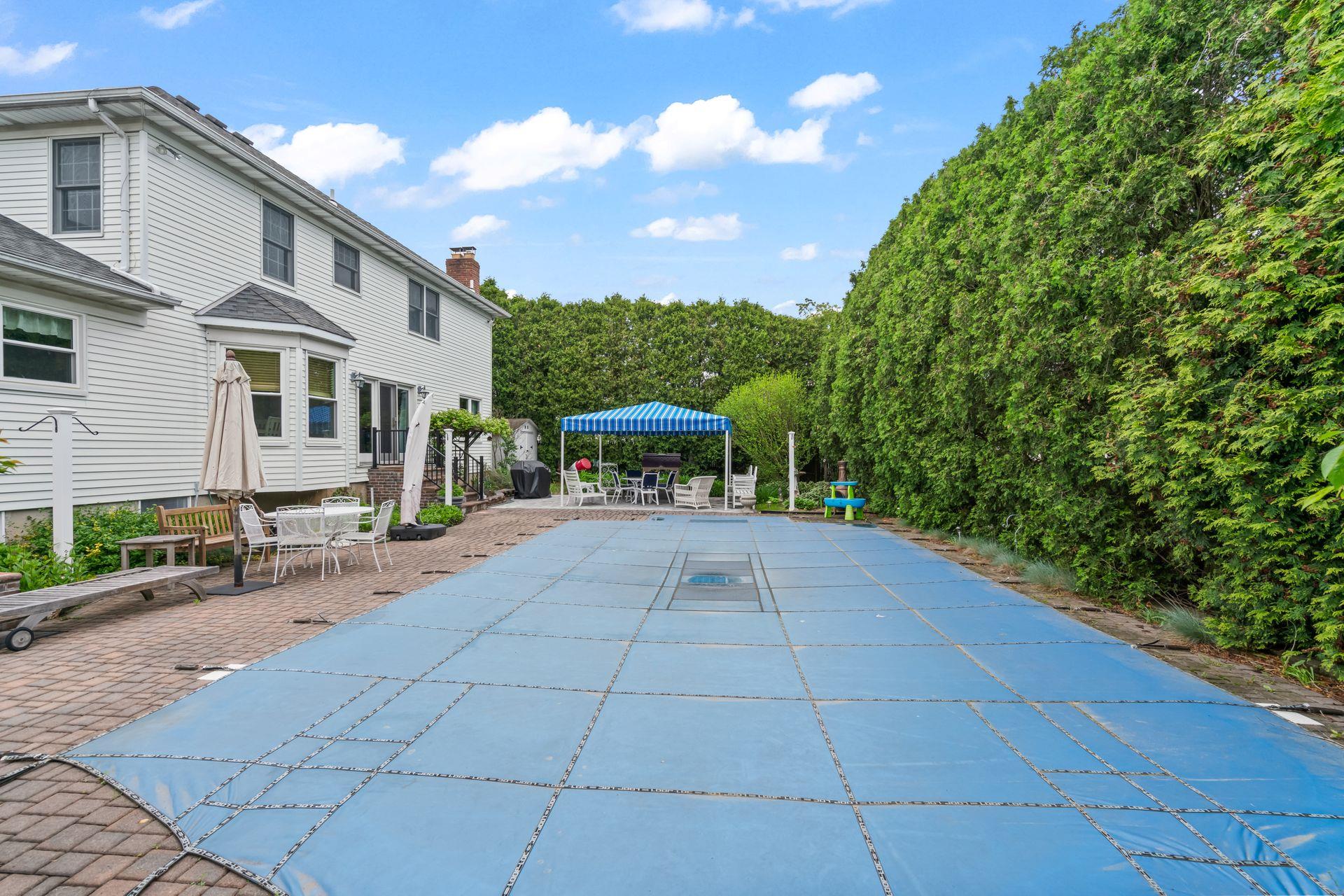 14 Battle Row, Old Bethpage, New York image 33