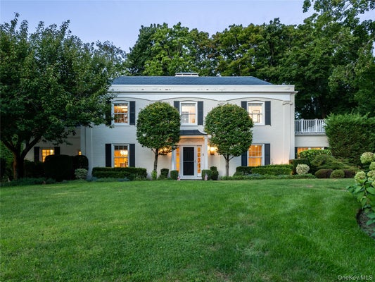 140 REMINGTON RD, MANHASSET, NY 11030 - Image d69fdaf6bf3664ec98e56efd2a6d8088/3421523337
