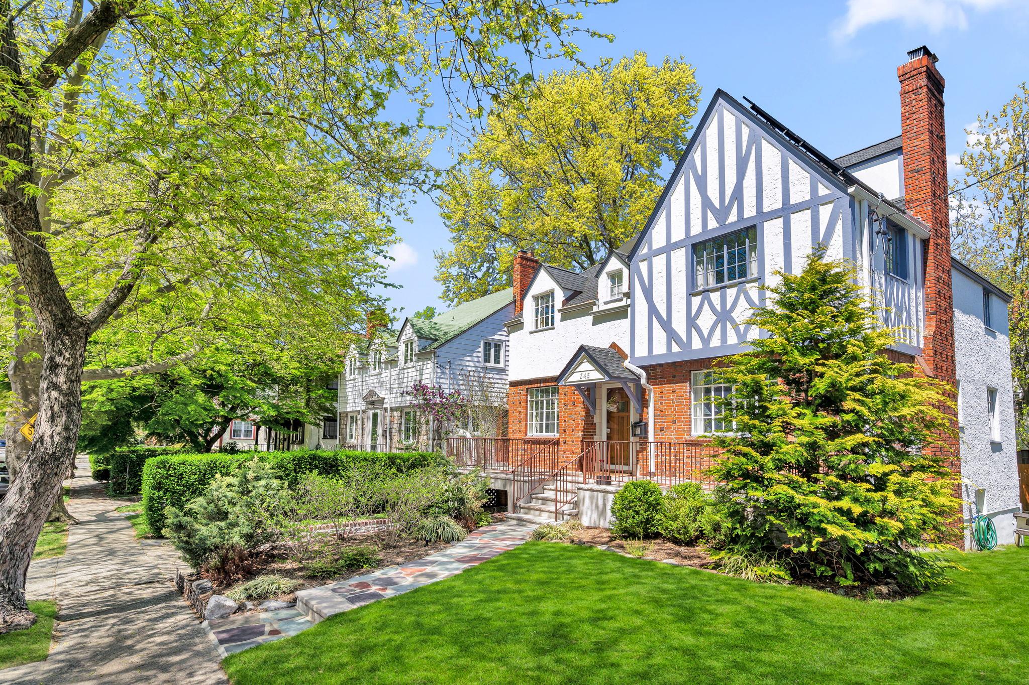 345 E Grand Street, Mount Vernon, New York image 4