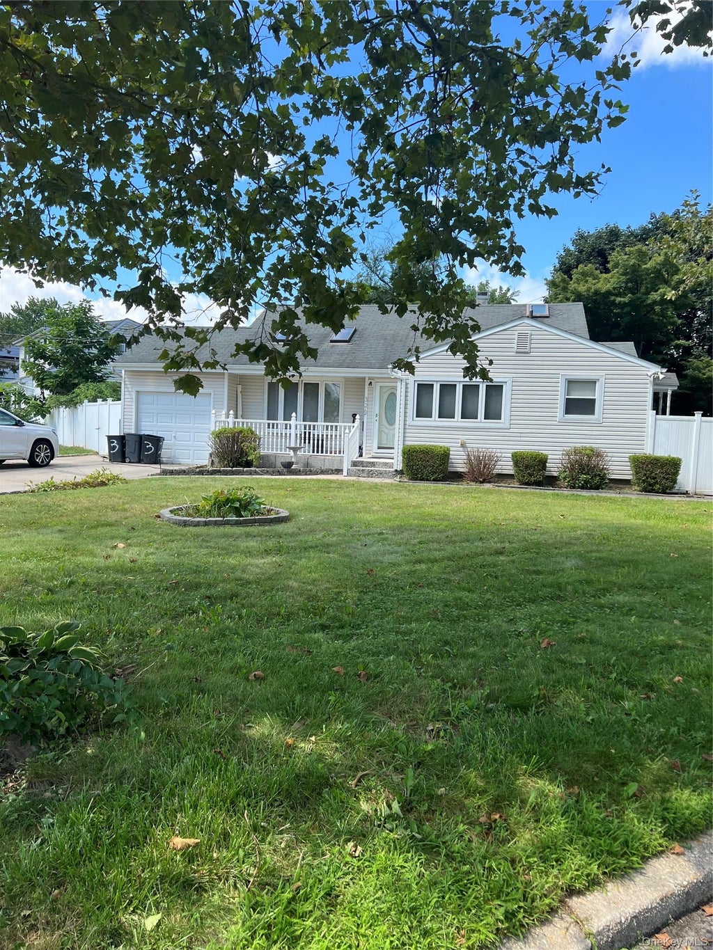 Photo of 326 Lincoln Avenue, Brentwood, NY 11717 (MLS # 1047238)