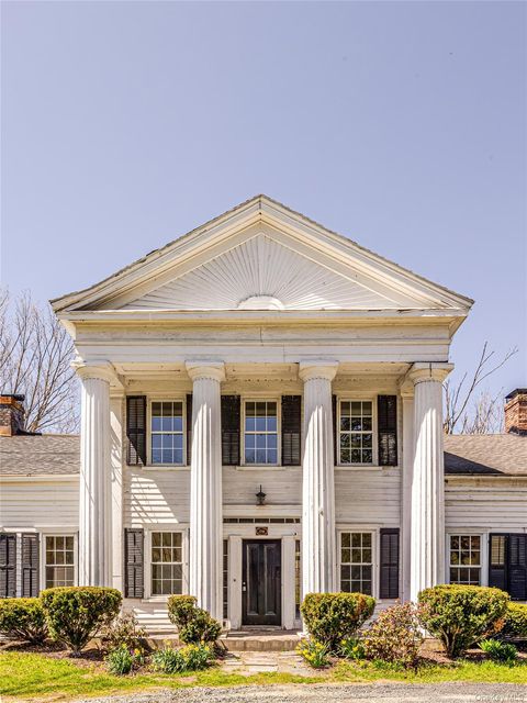 1569 Hoosick Road Troy NY 12180