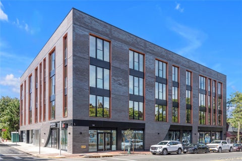 Apartment For Rent - 108 Middle Neck Road #4G<br/> Great Neck, NY 11021