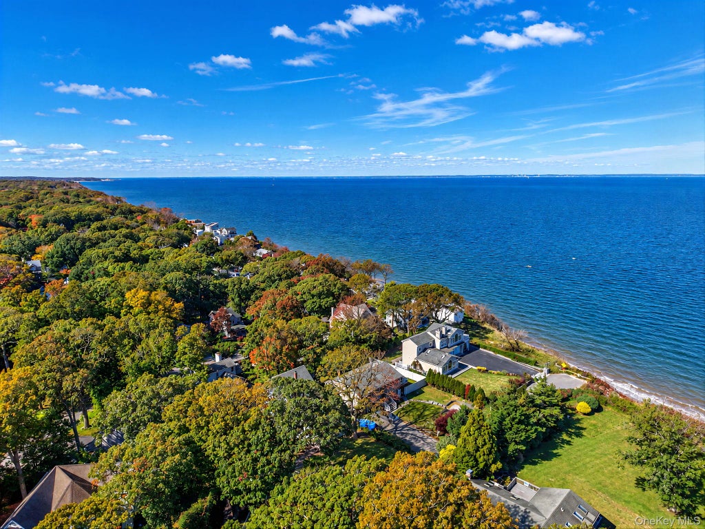 Photo of 318 Sound Beach Boulevard, Sound Beach, NY 11789 (MLS # 1059906)