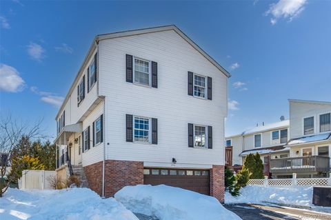 Multifamily For Sale - 256 Madison Street<br/> Mamaroneck, NY 10543