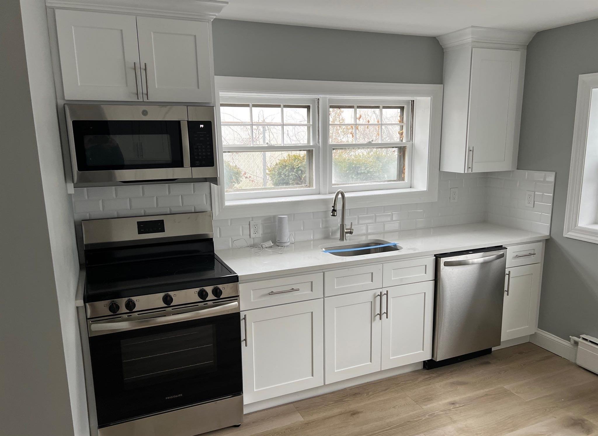 142 Saint Charles Street, Holbrook, New York image 10
