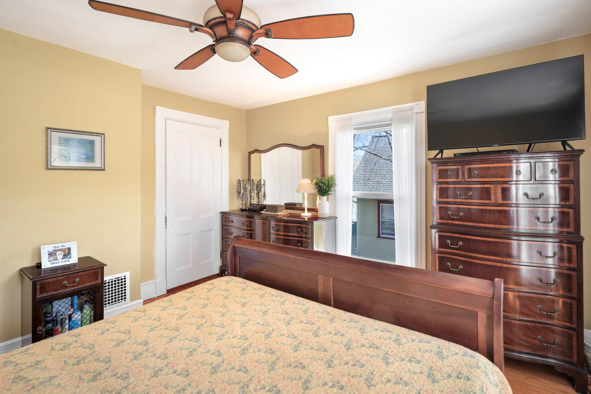 23 Brookville Avenue, Ossining, New York image 17