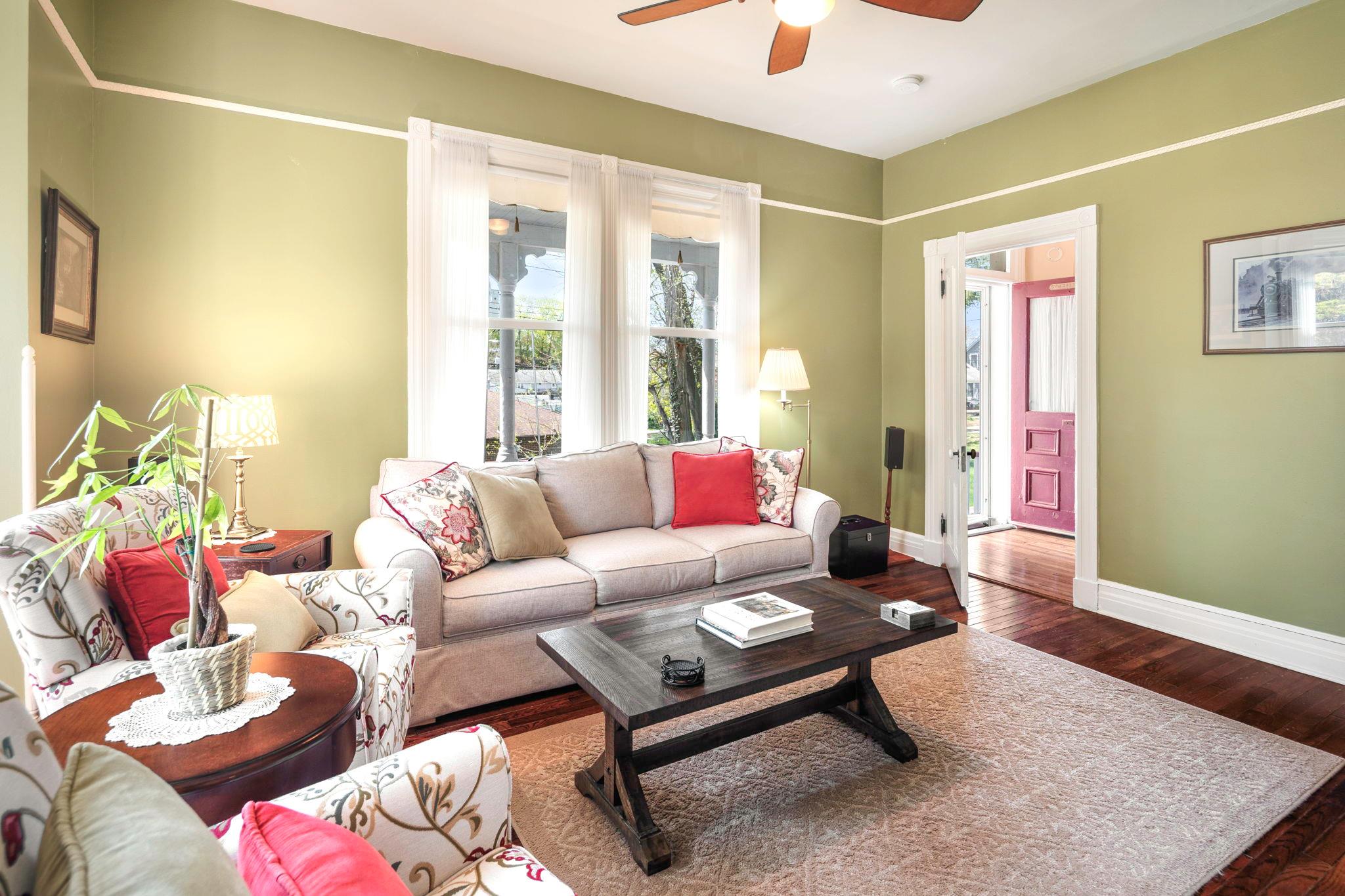 23 Brookville Avenue, Ossining, New York image 6