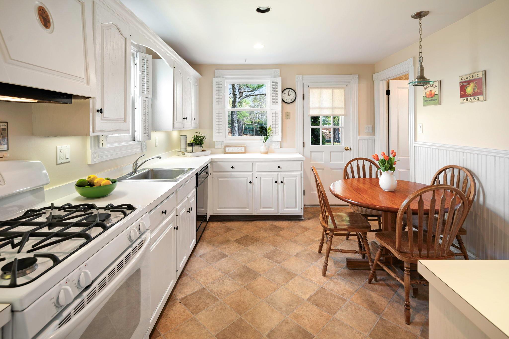 23 Brookville Avenue, Ossining, New York image 13