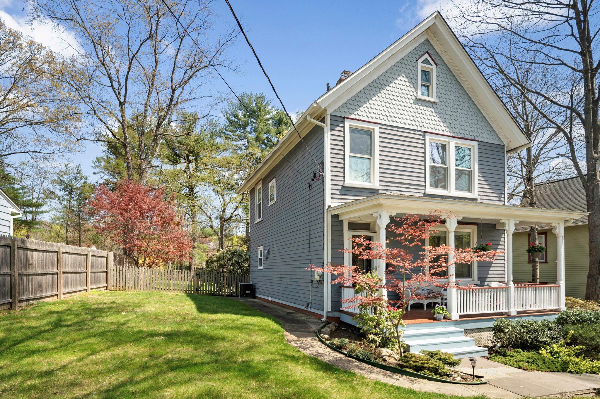 23 Brookville Avenue, Ossining, New York image 2
