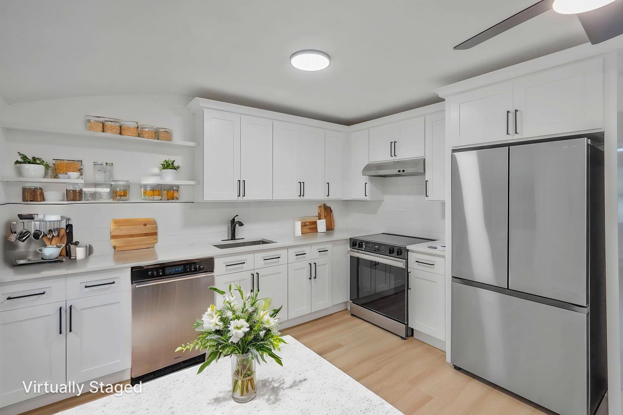 32 Patchogue Holbrook Road, Ronkonkoma, New York image 8