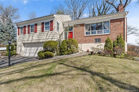 Homes For Sale - 18 Devon Road<br/> Bronxville, NY 10708