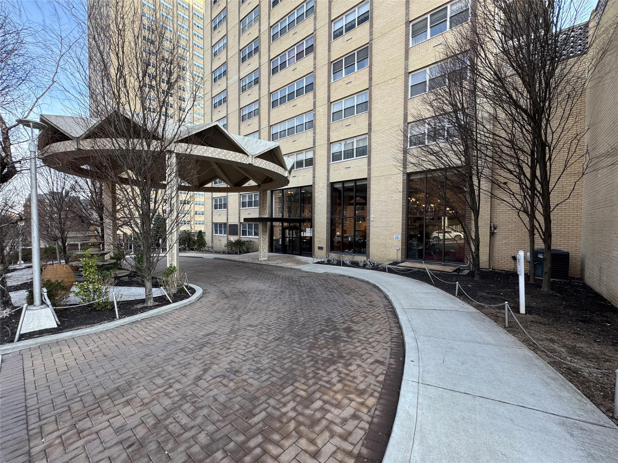 102-30 66 Road #1K, Forest Hills, New York image 3