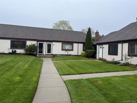 50 Gauguin Court Unit 50, Middle Island, NY 11953 - MLS#: 991106