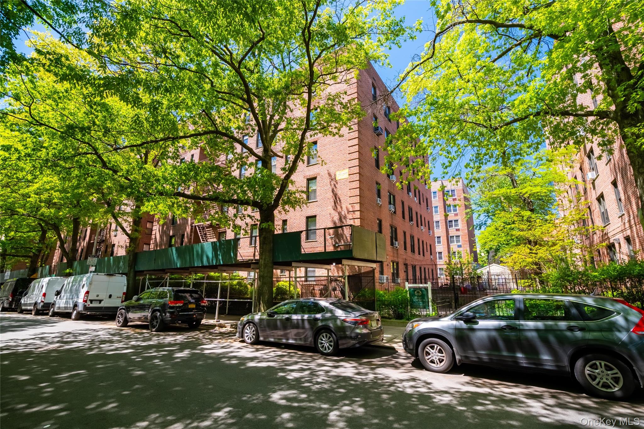 3535 Kings College Place 3G