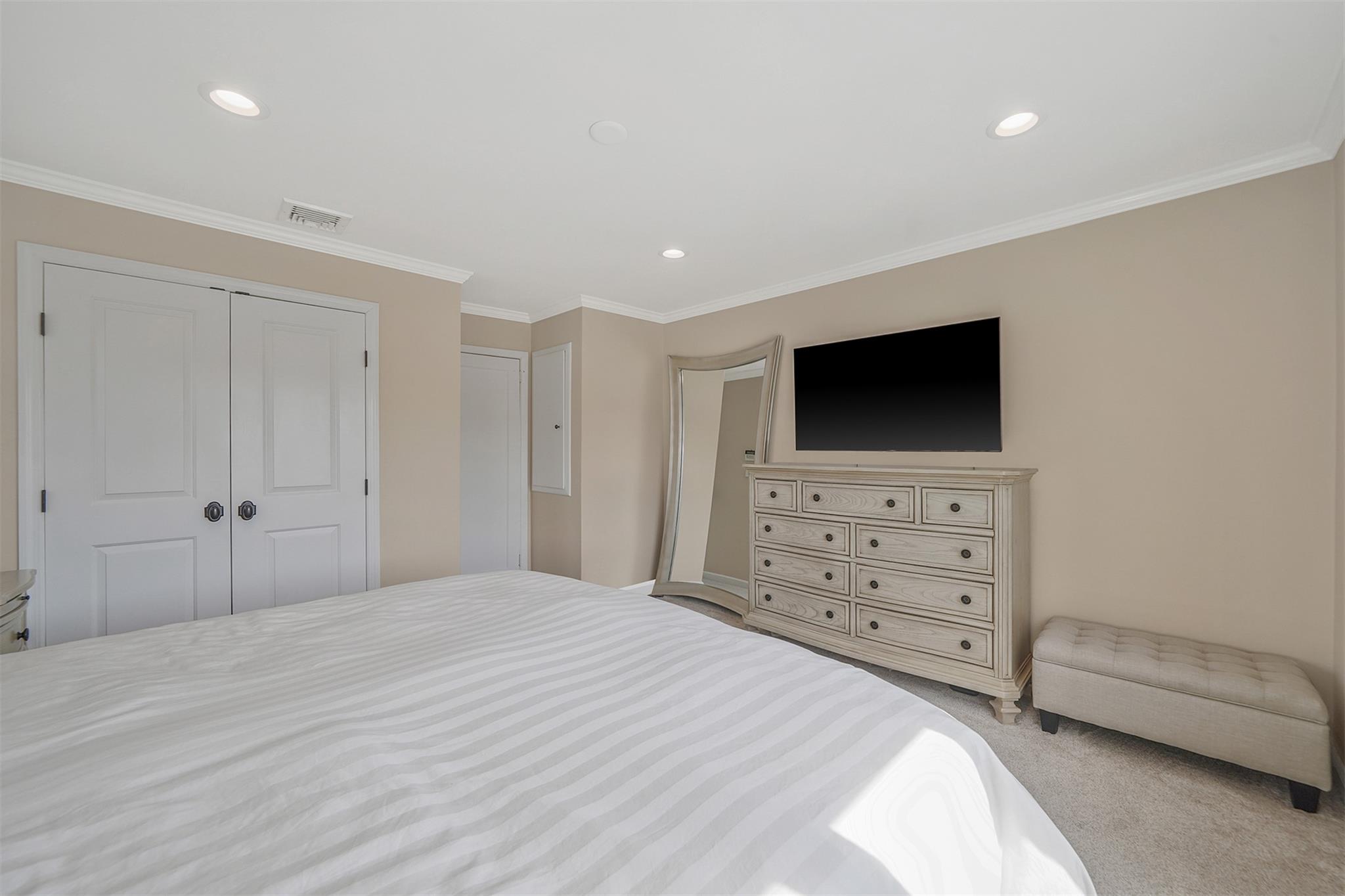 1721 James Street, Merrick, New York image 16